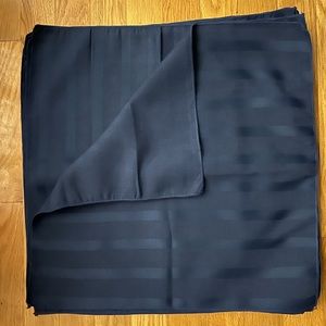 12 RECTANGULAR TABLE PLACEMATS & 12 SQUARE NAPKINS (BLUE)